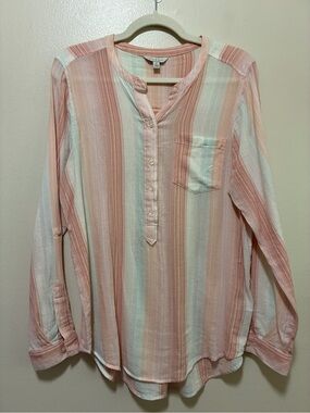 Lucky Brand Lightweigh Striped Henley Blouse in Peach white blue size medium